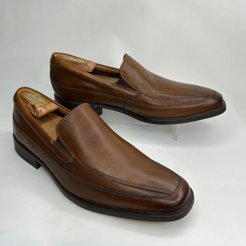 New Clarks Mens Tilden Free Leather Ortholite Formal Slip On Dress Shoes Sz 10 M